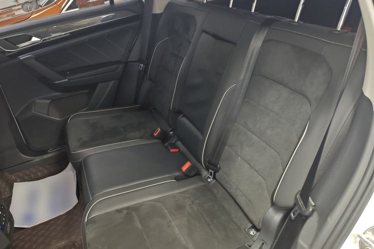 Used Volkswagen Tayron 2020 330TSI Two-Wheel Drive Luxury Connected Pro Edition
