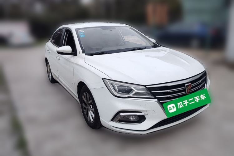 Used Roewe i5 2020 1.5L Manual 4G Connect Luxury Edition Front Right 45 Deg