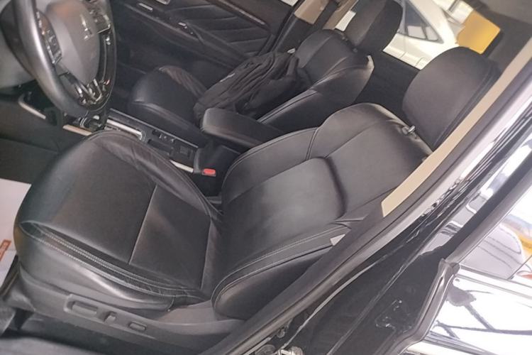 Used Mitsubishi Outlander 2020 2.0L Two-Wheel Drive Enjoyment Version 5 Seats
