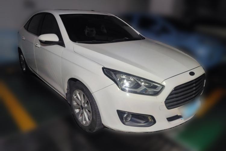 Used Ford Escort 2015 1.5L Automatic Fashion Model
