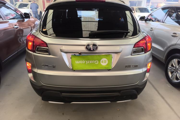 Used Bestune X80 2013 2.0L automatic luxury version