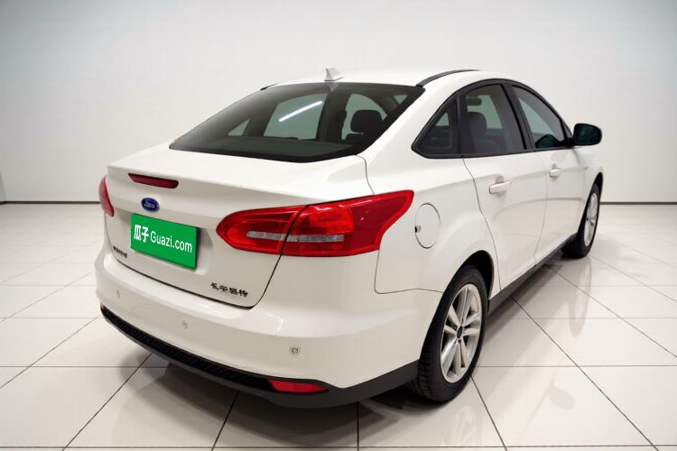 Used Ford Focus 2017 Sedan 1.6L Automatic Fashion Edition Smart Drive Version
