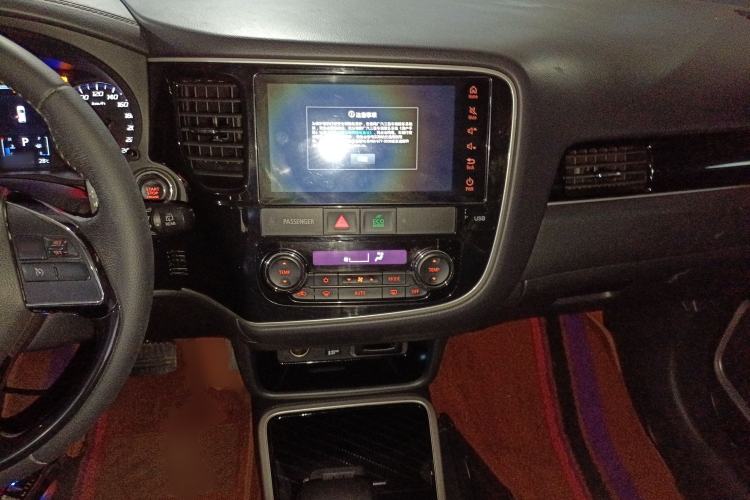 Used Mitsubishi Outlander 2021 2.4L 4x4 Zhi Xiang Edition 7 Seats
