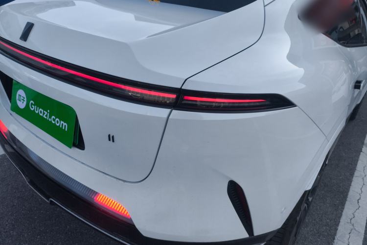 Used Avatr 11 2023 Long-Range Single-Motor Version 5 Seats
