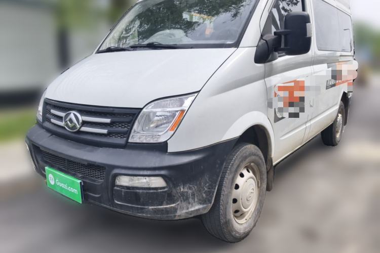 Used SAIC MAXUS Xintu V80 2019 2.5T Classic Edition 6-Speed Manual – Aoyuntong Modified Version Short Wheelbase Mid-Height Roof 5/6 Seats