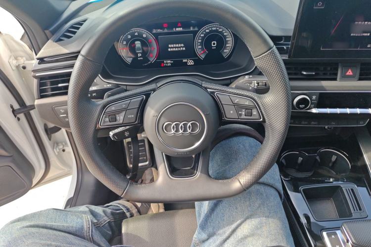 Used Audi A4L 2024 40 TFSI Luxury Dynamic Edition