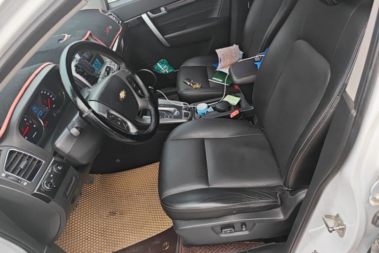 Used Chevrolet Captiva 2017 2.4L Two-Wheel Drive Luxury Edition 7 Seats Left Front Seat