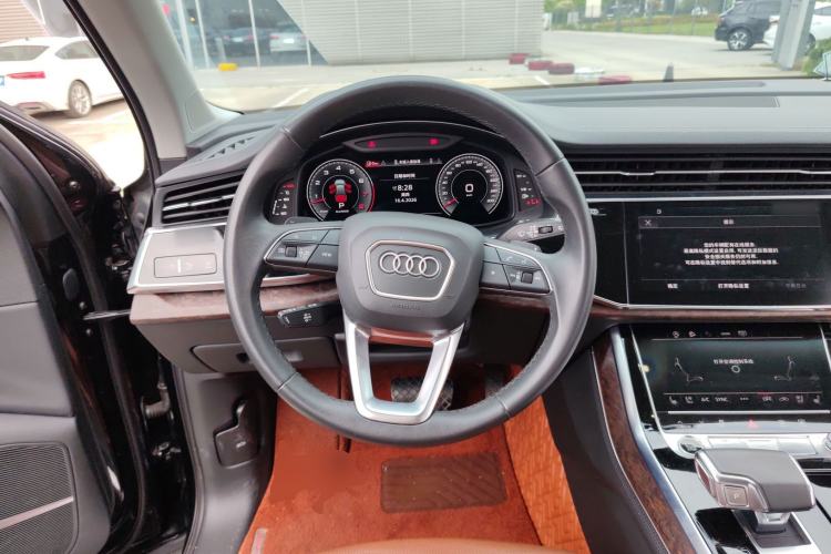 Used Audi Q7 2023 55 TFSI quattro S line Sport Edition Steering Wheel