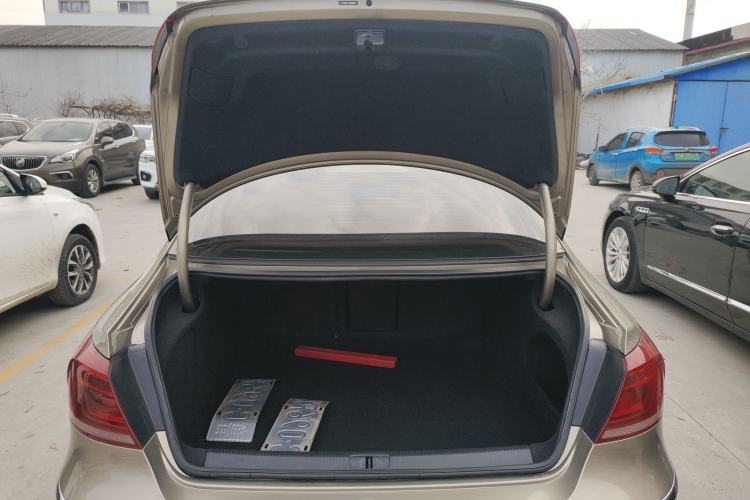 Used Volkswagen FAW-Volkswagen CC 2016 1.8TSI Prestige Model
