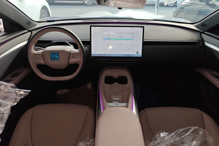 Used XPeng MONA M03 2025 515 Long-Range Plus Center Console