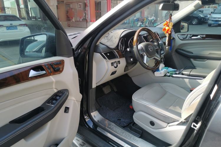 Used Mercedes-Benz M-Class 2012 ML 350 Luxury Edition