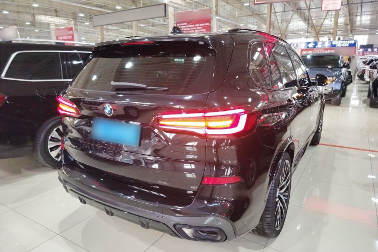 Used BMW X5 2022 Restyled xDrive 40Li M Sport Package
