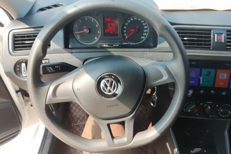 Used Volkswagen Santana 2021 1.5L Manual Fashion Edition Steering Wheel