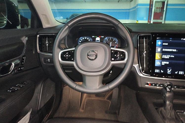 Used Volvo V90 2020 Facelifted Cross Country T5 AWD Zhiyuan Edition