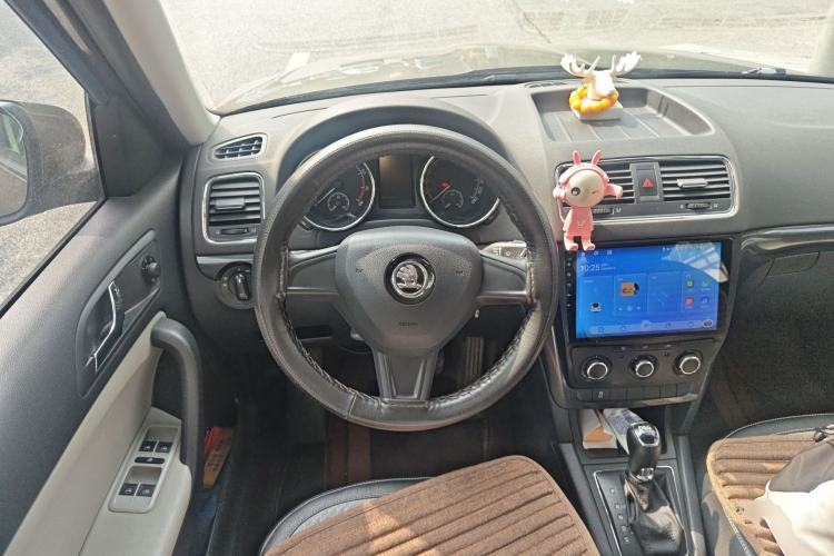 Used Skoda Yeti 2016 1.4TSI DSG Advanced Edition Steering Wheel