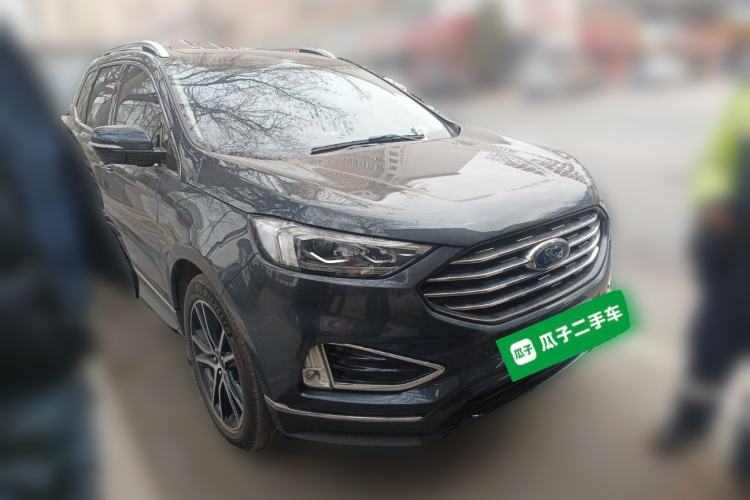 Used Ford Edge 2020 EcoBoost 245 Two-Wheel Drive Titanium 7-Seater Front Right 45 Deg