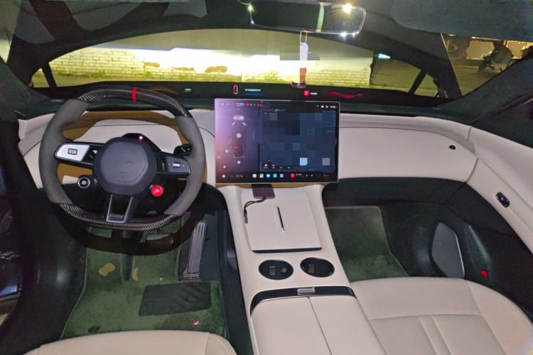 Used Xiaomi Auto YU7 2025 Ultra-Long Range High-Performance All-Wheel-Drive Max Edition