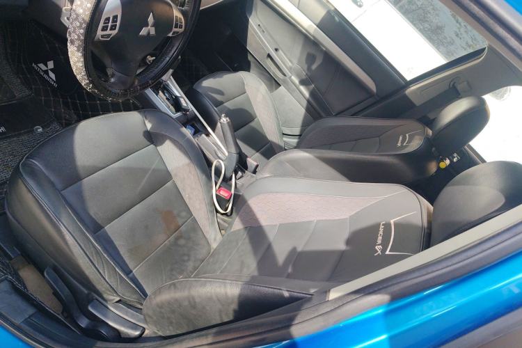 Used Mitsubishi Lancer EX 2015 1.8L CVT ZhiShang Edition China IV Standard