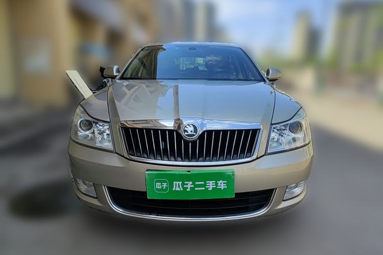 Used Skoda Octavia 2014 1.6L Automatic Yijun Edition Front