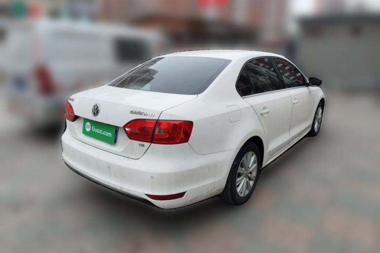 Used Volkswagen Sagitar 2014 Revised Version 1.4TSI Automatic Luxury Edition
