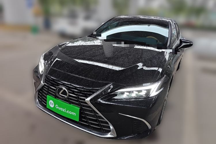 Used Lexus ES 2025 300h Deluxe Edition