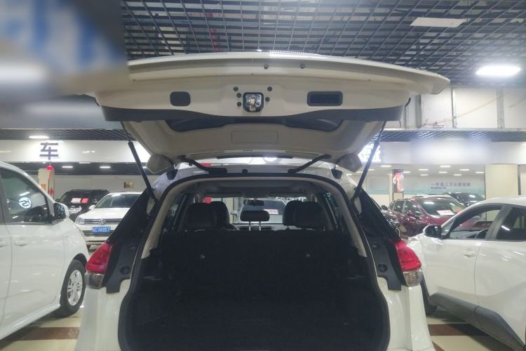 Used Nissan X-Trail 2017 2.0L CVT Comfort Edition 2WD Trunk