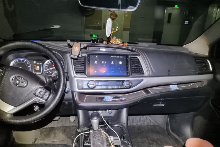 Used Toyota Highlander 2021 2.0T Four-Wheel Drive Luxury Edition 7 Seats Center Console