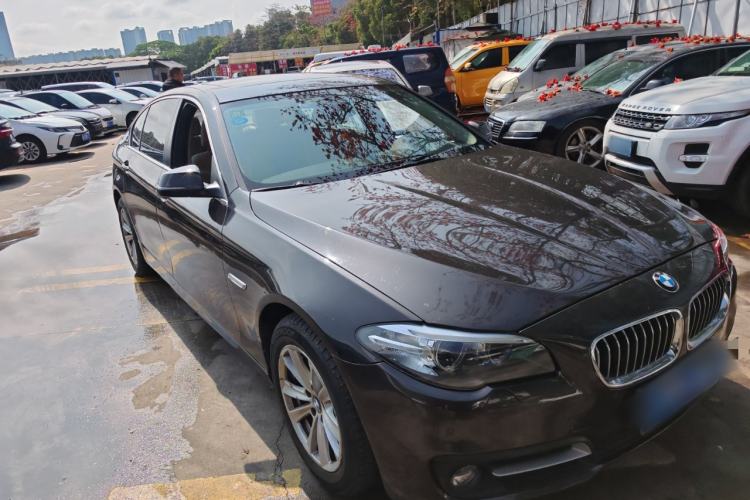 Used BMW 5 Series 2014 520Li Elegant Model
