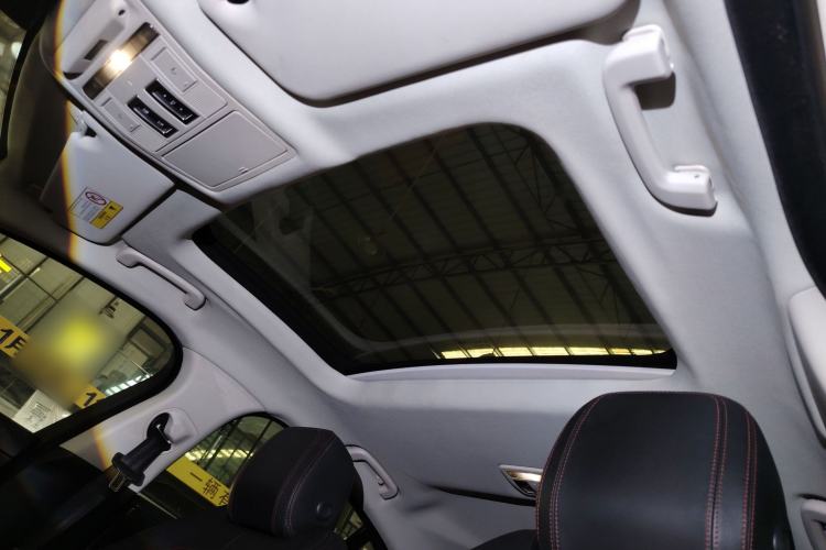 Used Jaguar XE 2017 2.0T 200 PS R-Sport