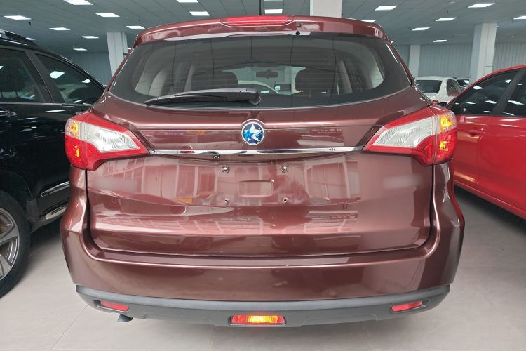Used Venucia T70 2016 1.6L Manual Ruixing Edition
