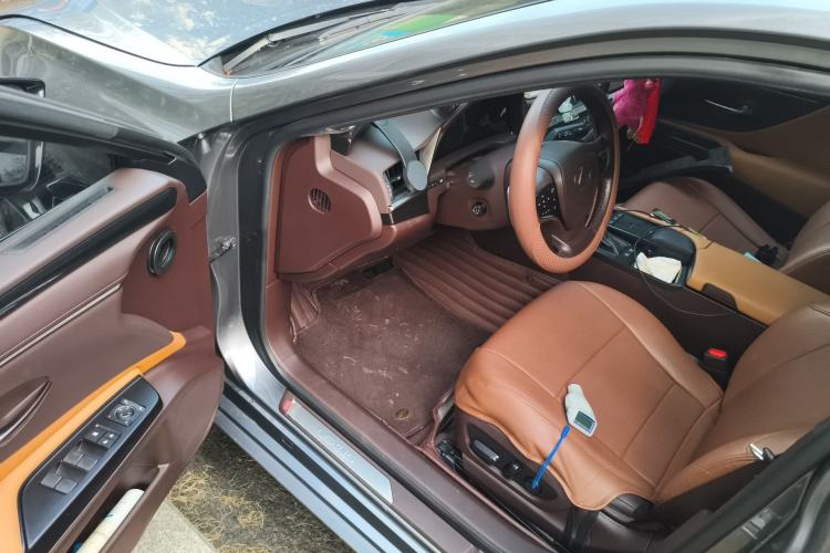 Used Lexus ES 2018 300h Premier Edition China V Standard