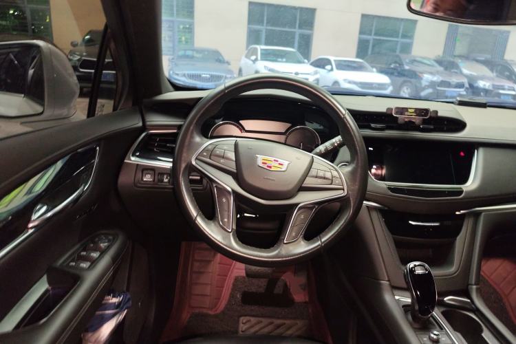 Used Cadillac XT5 2023 2.0T Two-Wheel-Drive Fashion Edition Steering Wheel