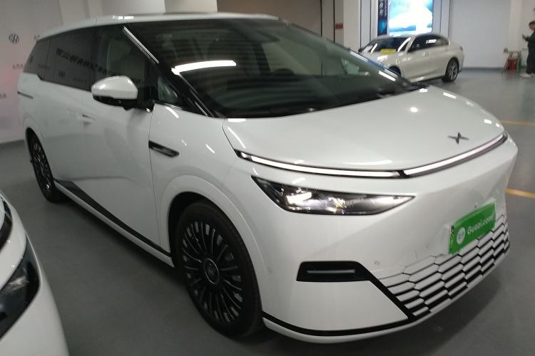 Used XPeng X9 2025 740 Ultra-Long Range Max
