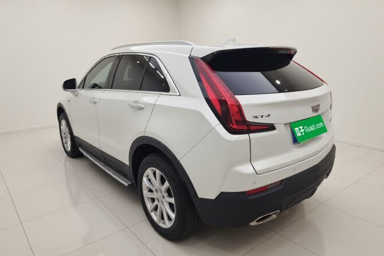 Used Cadillac XT4 2018 28T Two-Wheel Drive Tech Version

