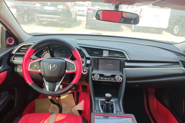 Used Honda Civic 2016 220TURBO Manual Luxury Edition
