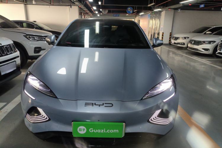Used BYD Seal 2022 650 km All-Wheel-Drive Performance Version
