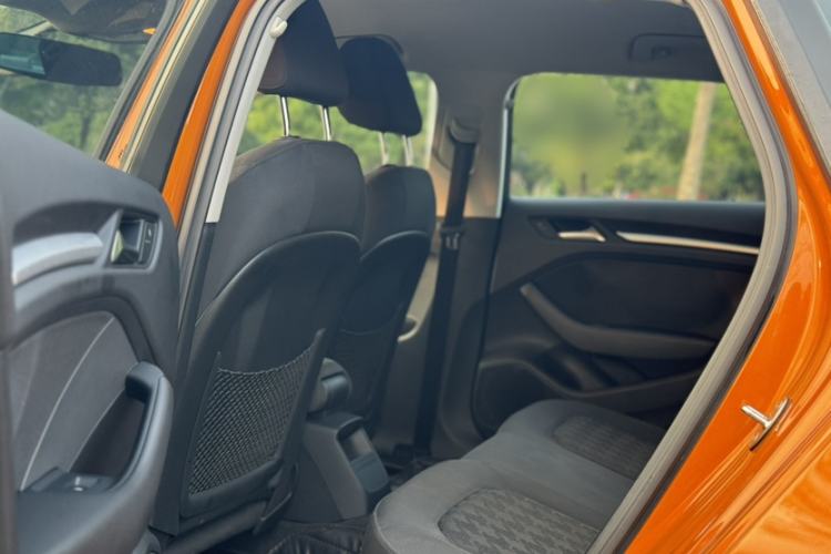 Used Audi A3 2014 Sportback 35 TFSI Automatic Ambition Edition Interior 2