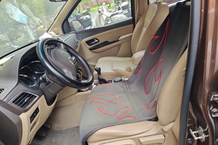 Used Wuling Hongguang 2016 1.5L S1 Deluxe Model China V-standard Left Front Seat