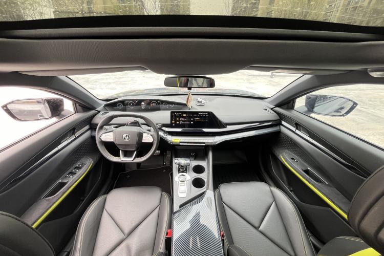 Used CHANGAN UNI-V 2022 1.5T Sport Edition
