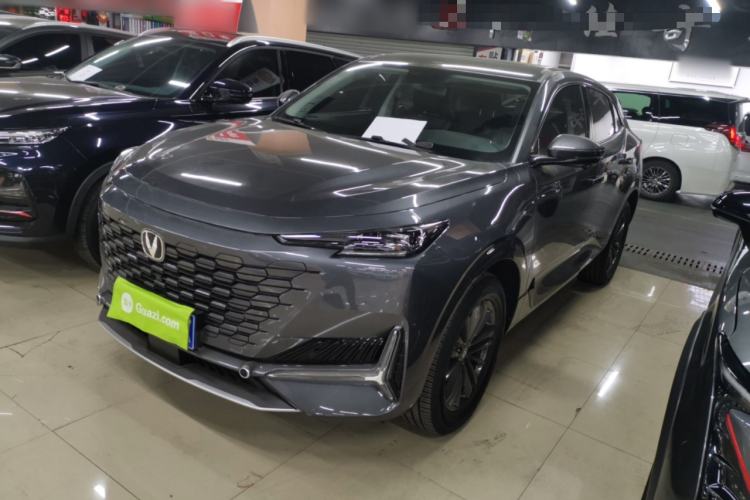 Used Changan UNI-K 2023 2.0T Two-Wheel Drive YueShang Trim