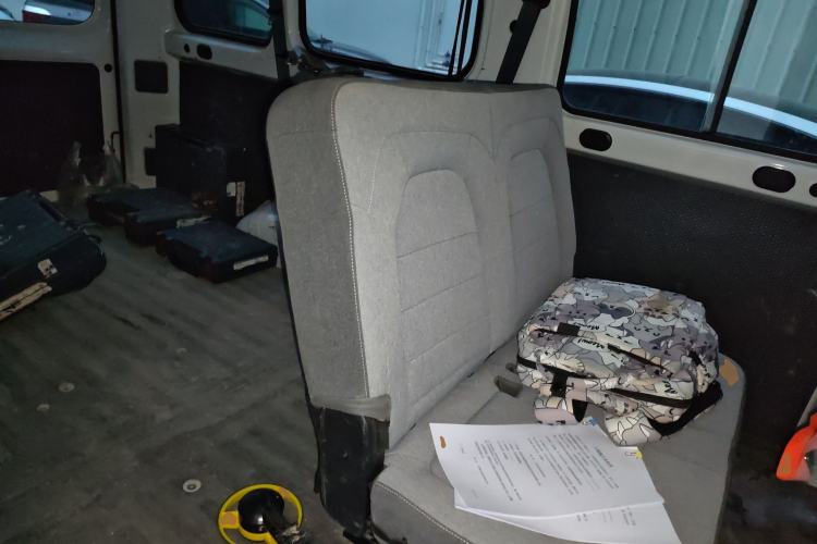 Used Wuling Yangguang 2024 300KM Comfort Version Passenger Van 75kW