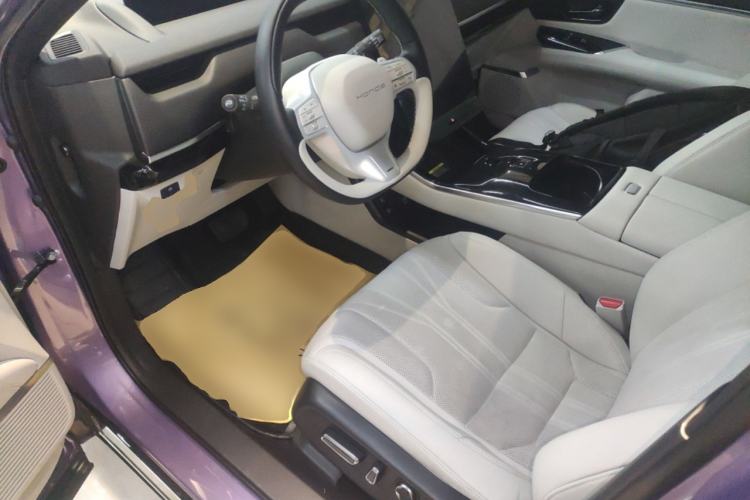 Used Honda P7 2025 Four-Wheel Drive Long-Range Max Left Front Seat