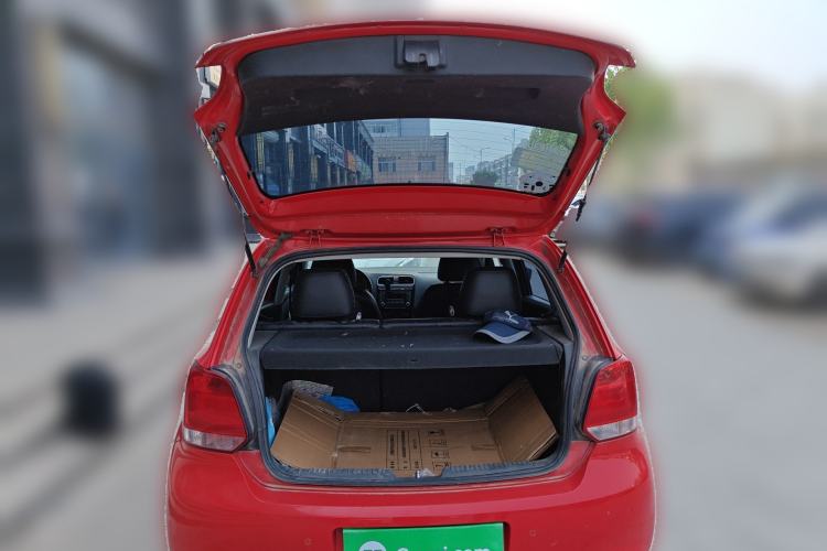 Used Volkswagen Polo 2013 1.6L Automatic Luxury Edition
