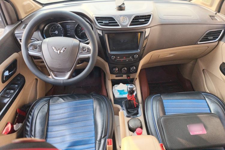 Used Wuling Hongguang 2016 1.5L S1 Deluxe Model China V-standard
