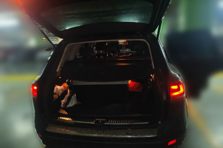 Used Volkswagen Touareg 2011 3.0 TSI Comfort Version