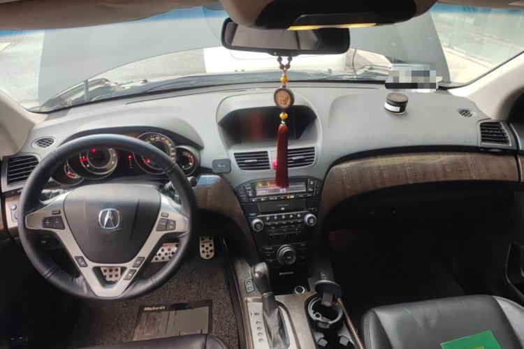 Used Acura MDX 2010 3.7 Standard Edition Center Console