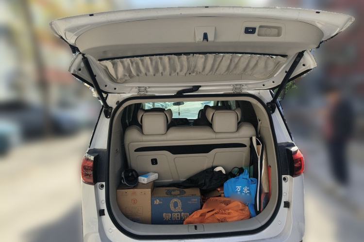 Used Buick GL8 2020 ES Land Cruiser 653T Comfort Edition Trunk