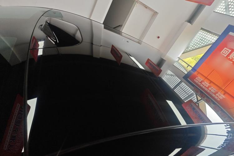 Used Lynk & Co Z10 2025 95 kWh 806 km Range Rear-Wheel Drive Advanced Driver-Assistance System Max