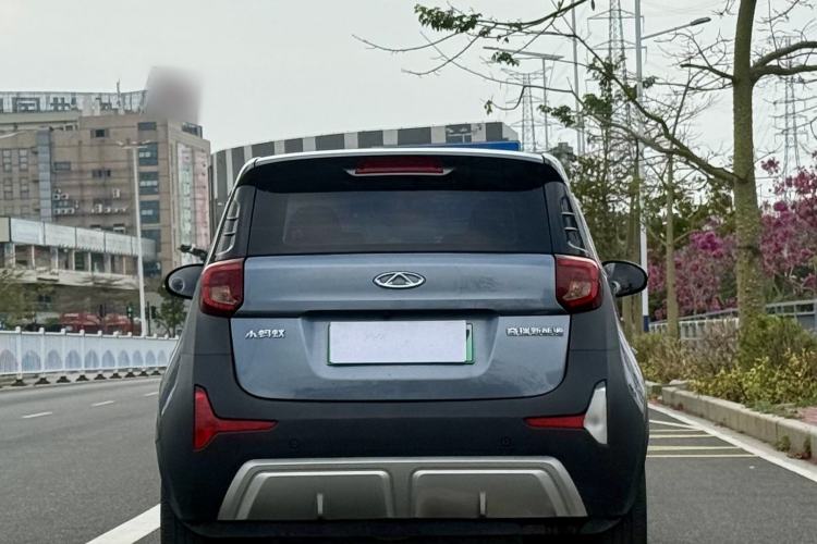 Used Chery Little Ant 2022 Revised Version Sweet Pink Edition Half-Sugar Version Lithium Iron Phosphate 30.7 kWh 30 kW 301 km