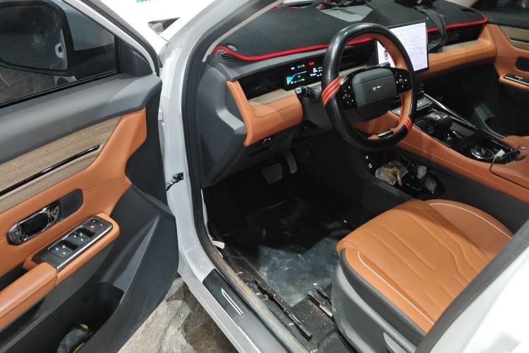 Used JETOUR Dashing 2025 1.5T DCT Luxury Edition